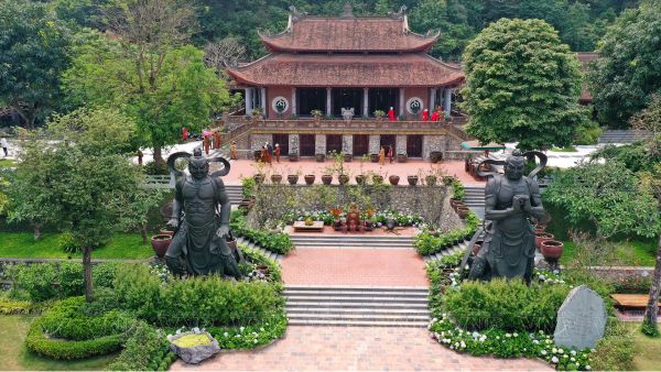 Tổng hợp kinh nghiệm du lịch chi tiết chùa Địa Tạng (Hà Nam) 2023